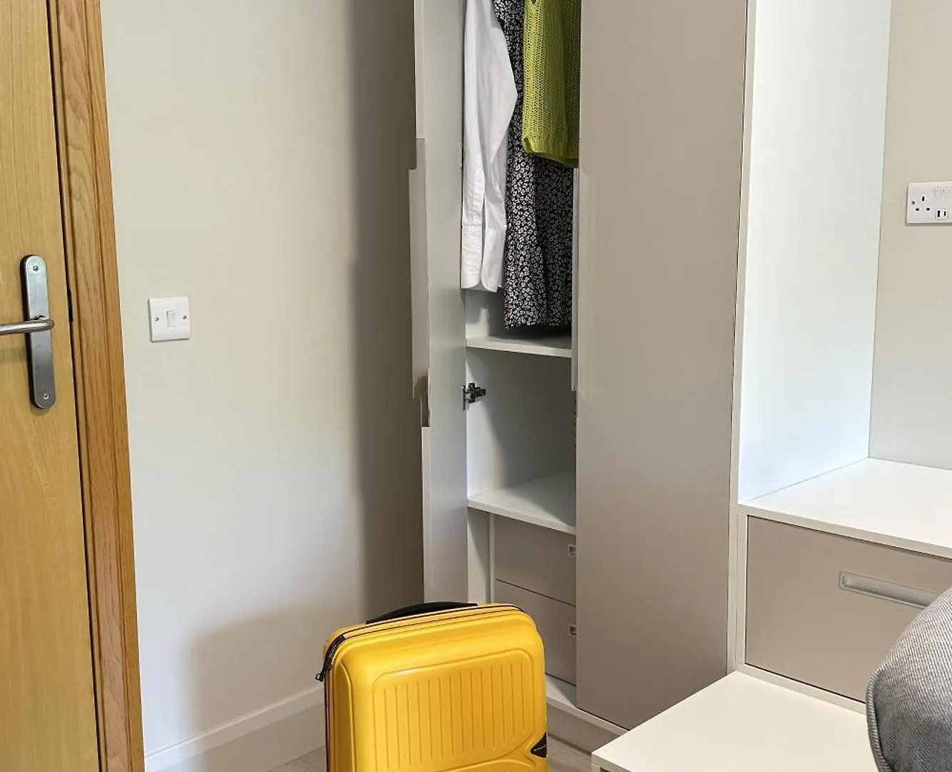 Cuirt Na Coiribe Summer Accommodation Galway Apartment